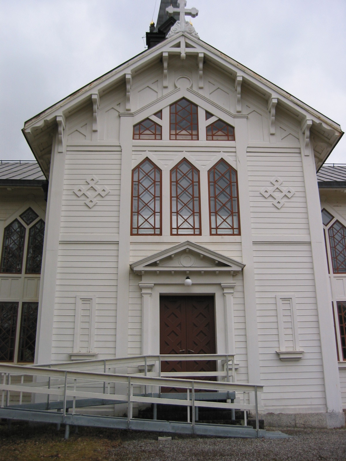 Bodum kyrka, exteriör, entré, vy från nordost