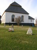 Hallens kyrka. Vy från öster. 

Bilderna är tagna av Christina Persson & Isa Lindkvist, bebyggelseantikvarier vid Jämtlands läns museum, i samband med inventeringen, 2004-2005.
