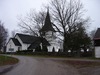 Kyrkan sedd från nordöst.