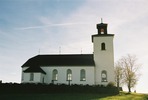 Näs kyrka med omgivande kyrkogård, vy från norr.

Bilderna är tagna av Christina Persson & Isa Lindkvist, bebyggelseantikvarier vid Jämtlands läns museum, i samband med inventeringen, 2005-2006.