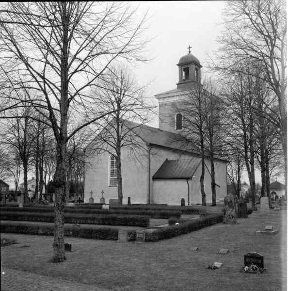 Västerhaninge kyrka mot nordost