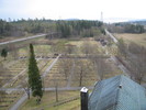 Högsjö kyrkas kyrkogård, vy från kyrktornet mot öster.