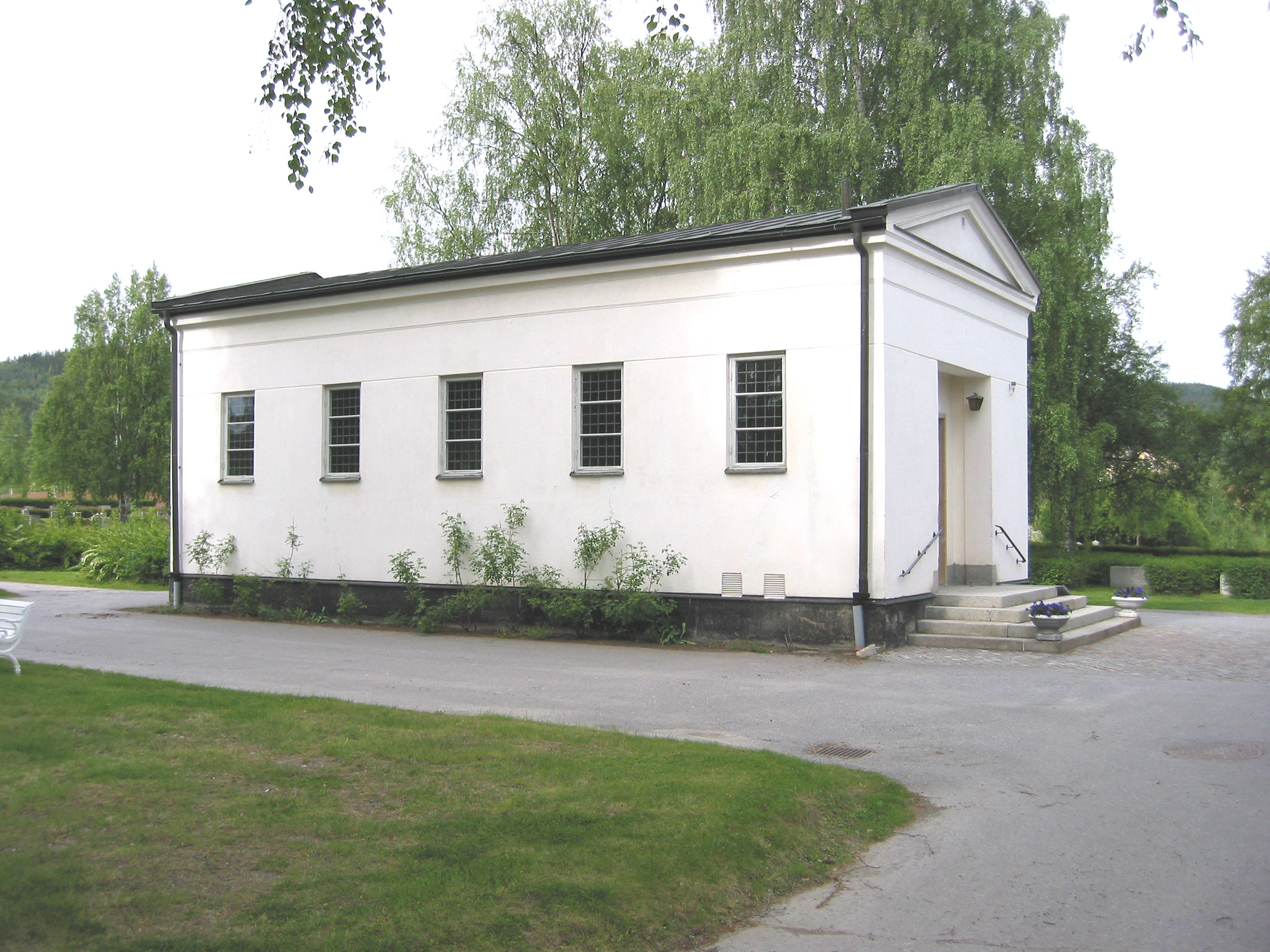 Sollefteå kyrkas kyrkogård, Gravkapellet från nordöst. 