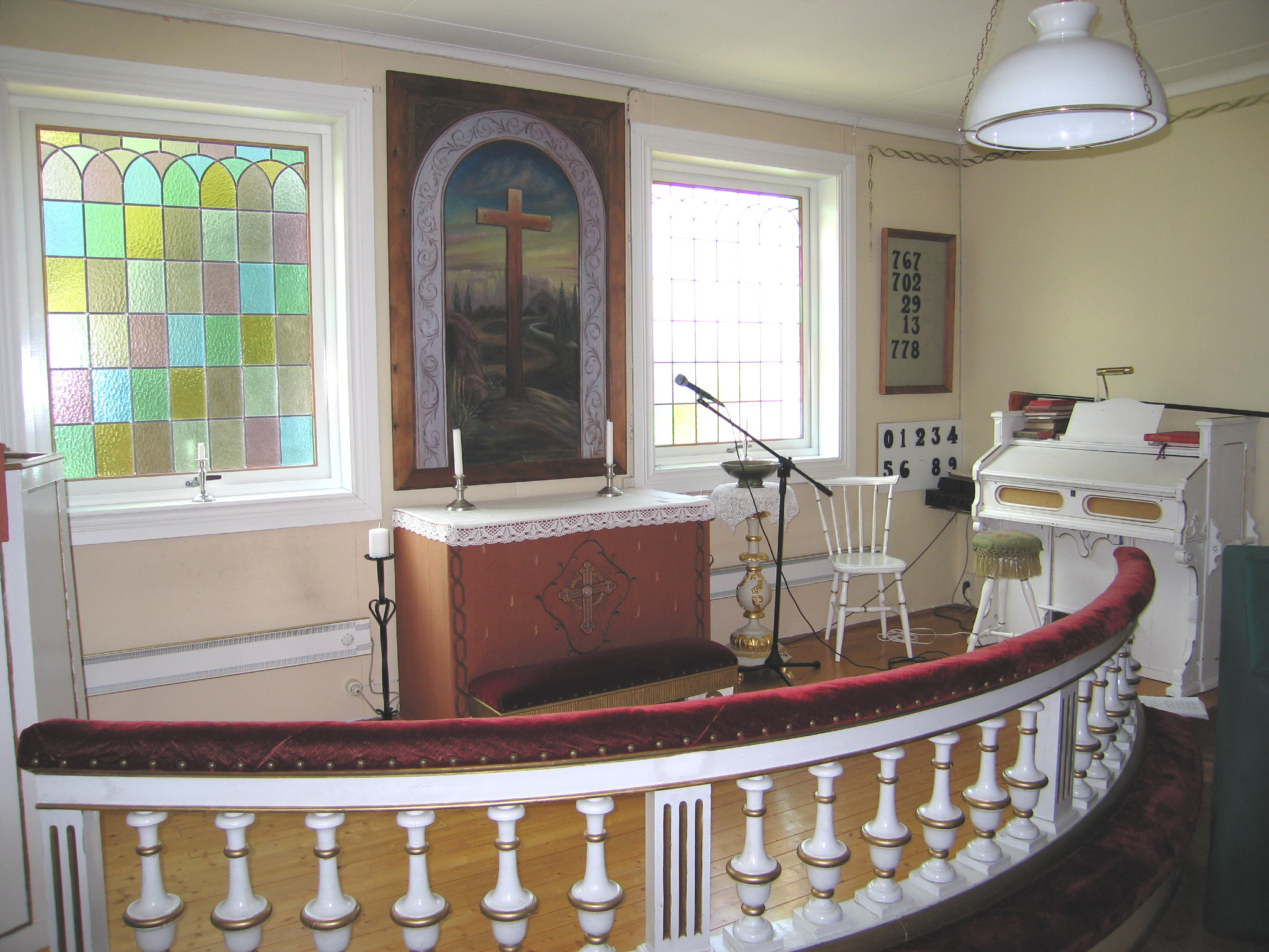 Klockestrands kapell, interiör, kyrksalen, koret.