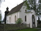 Torsåkers kyrka med omgivande kyrkotomt, samt klockstapel & stigport, vy från sydöst. 