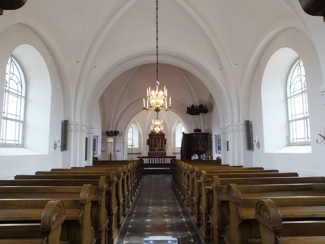 Ullstorps kyrka, långhuset mot koret