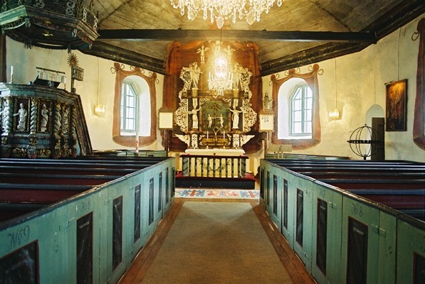 Långhuset i Åsbräcka kyrka sett från V.



