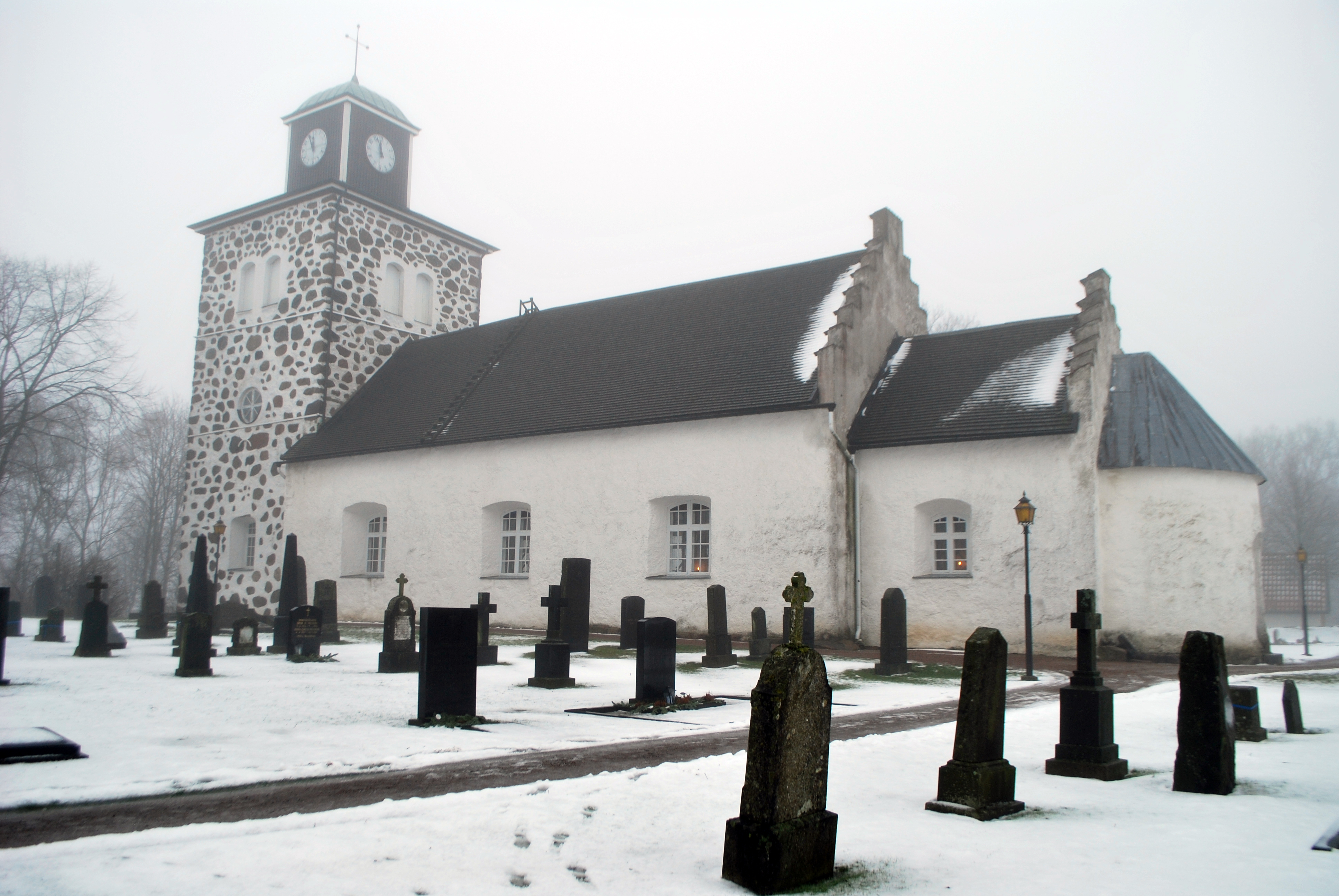 Tåstarps kyrka