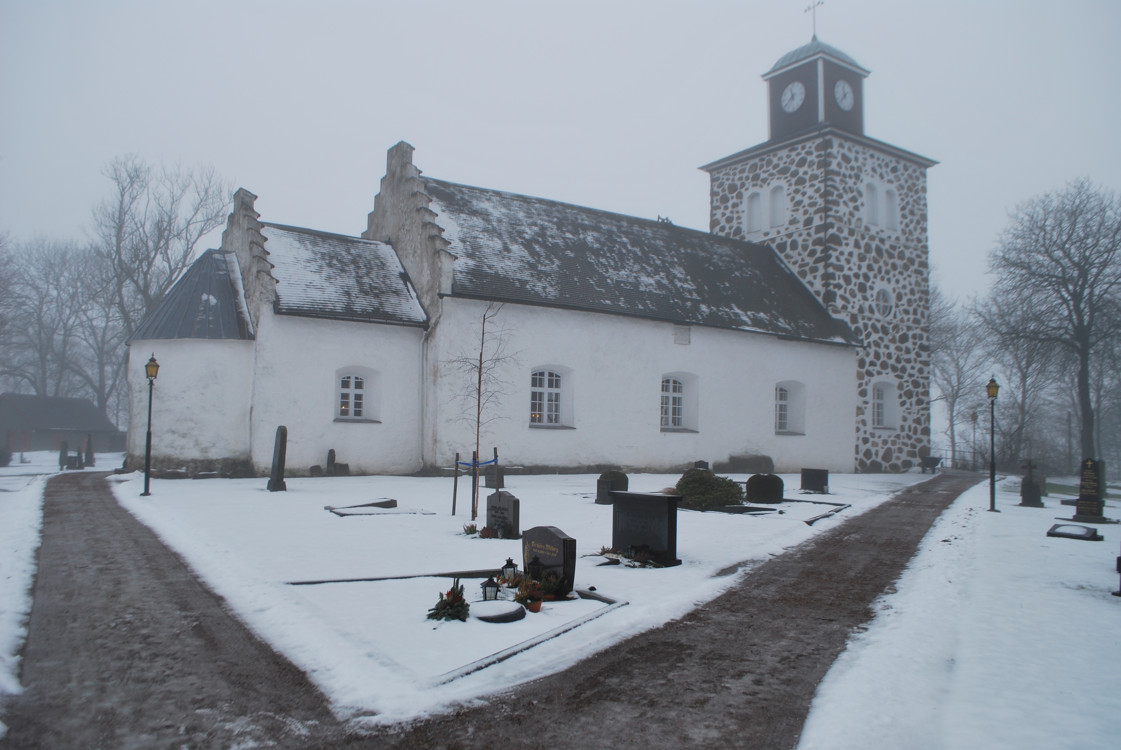 Tåstarps kyrka