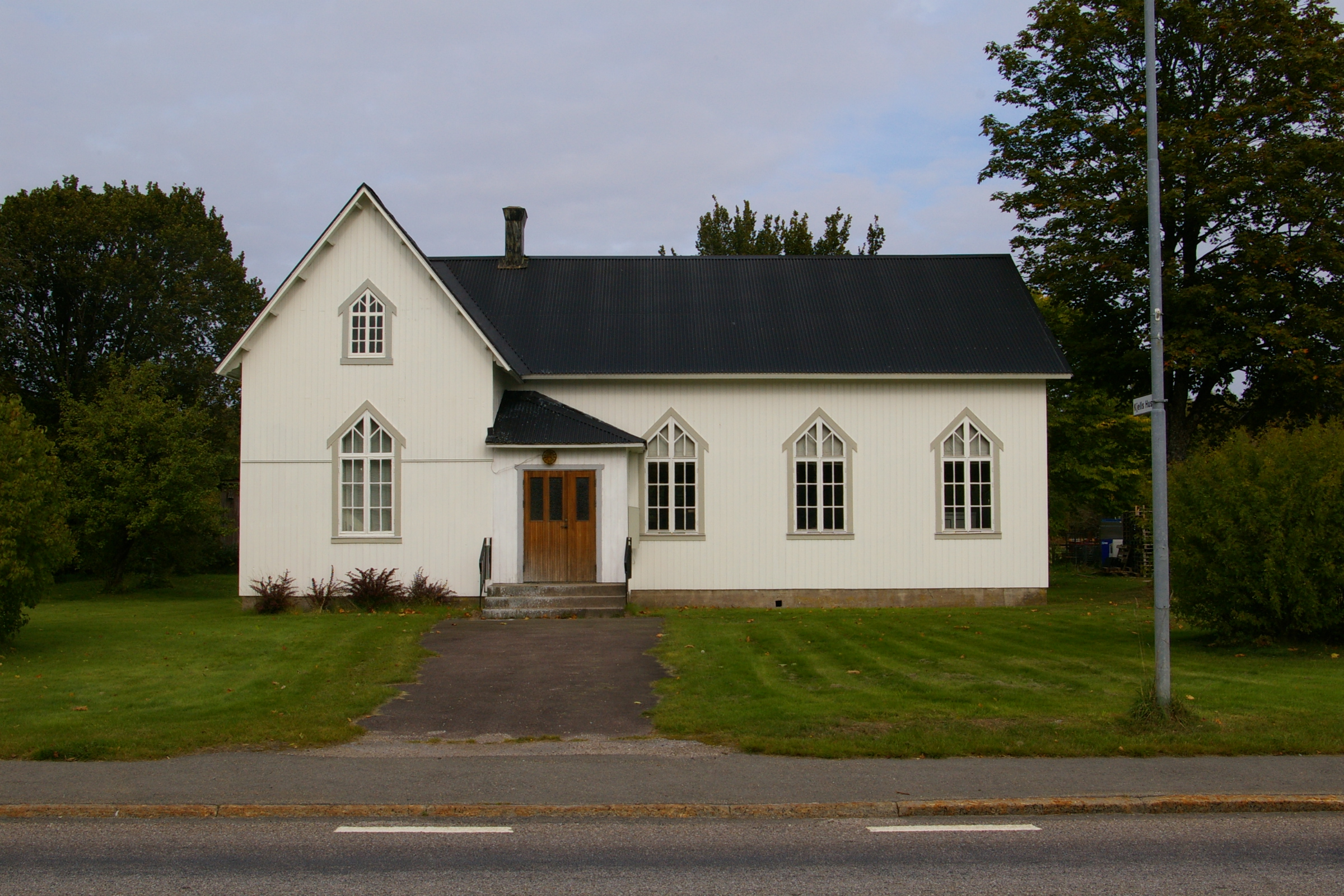 Missionshuset från söder.