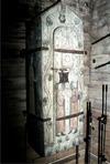 Sakristian, det medeltida koret med målningar från 1480-90. Sakramentsskåp.