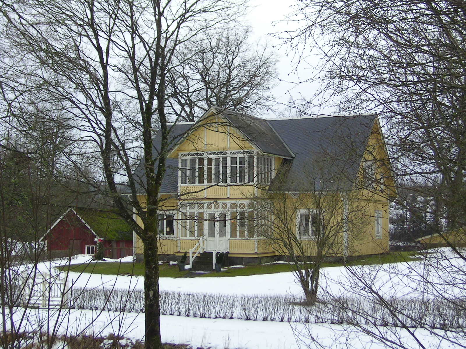 GILLESGÅRD 1:18