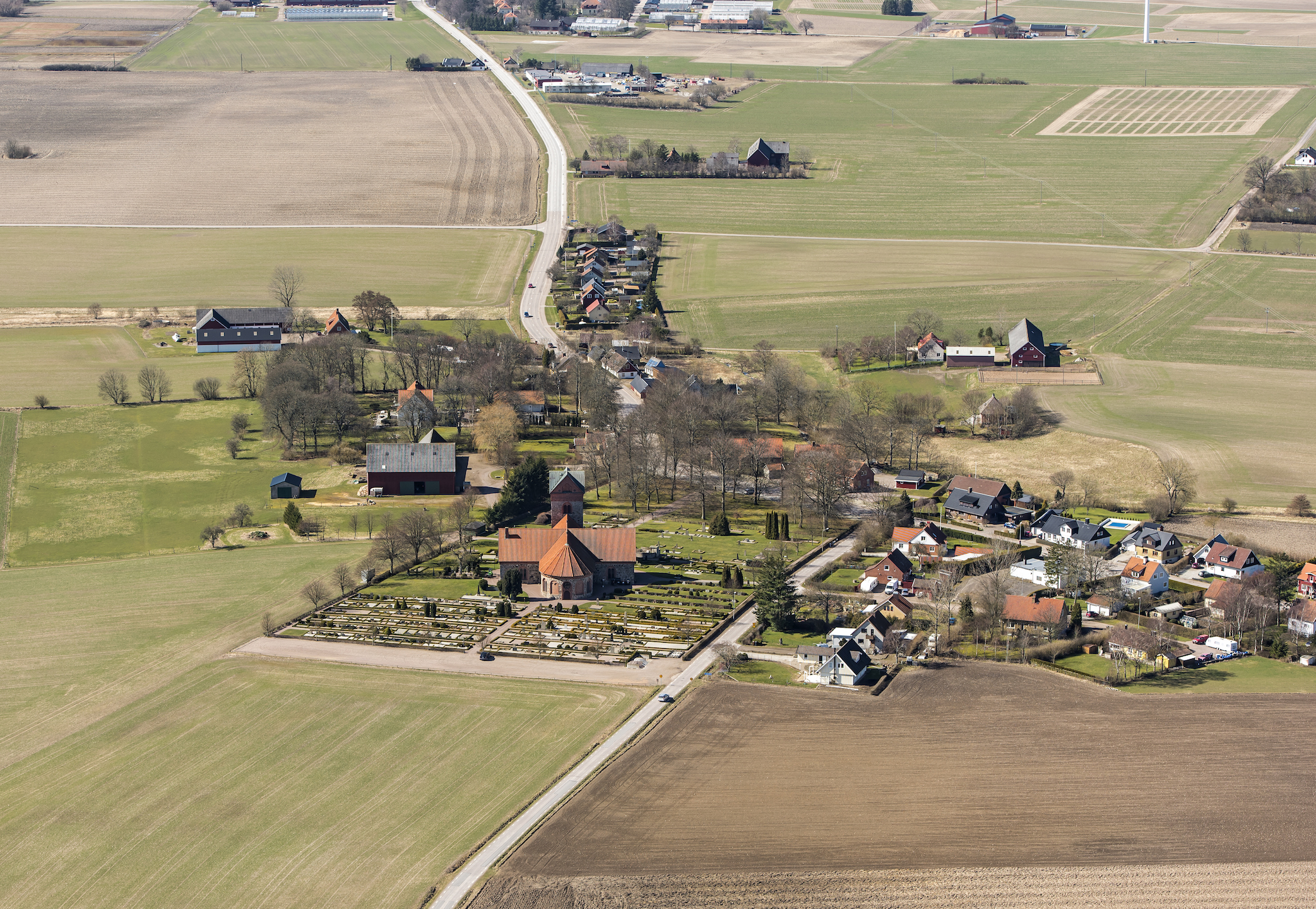 Torrlösa kyrka, kyrkomiljö