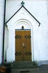 Borgunda kyrka exteriör portal på östfasad, ingång till sakristian