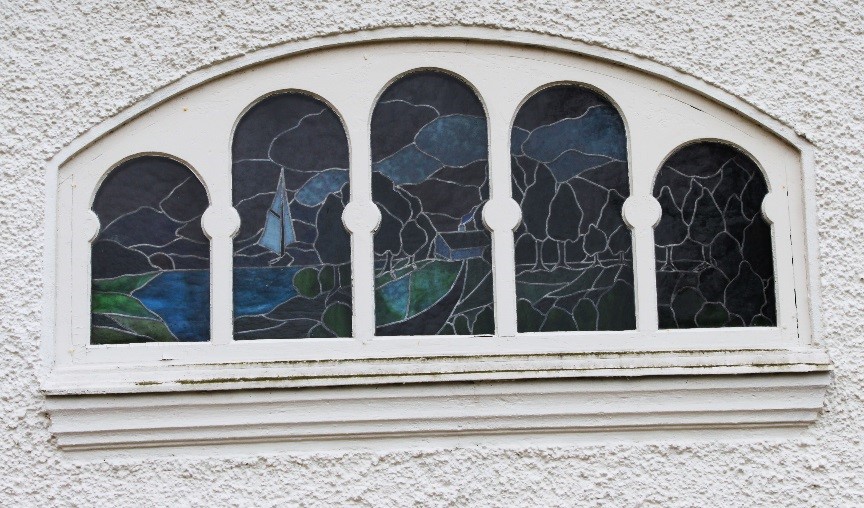 Bevarat fönster på Solhaga