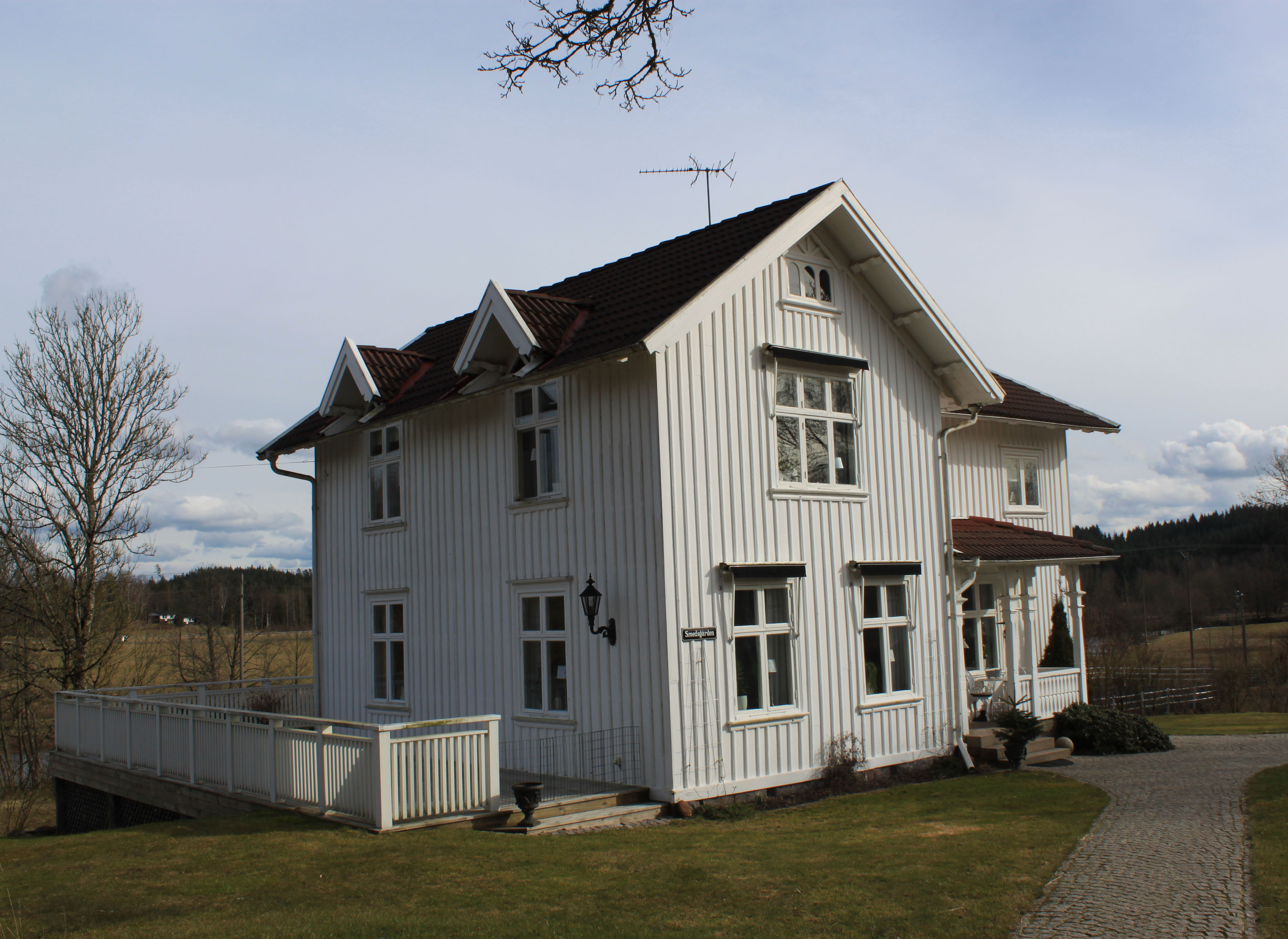 Bostadshuset på nya Smedsgården ifrån norr.