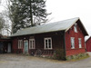 Det äldre bostadshuset på Istorp 1:16 är uppfört kring 1800-talets mitt. Byggnaden har bibehållit flera tidstypiska detaljer i empirstil. 