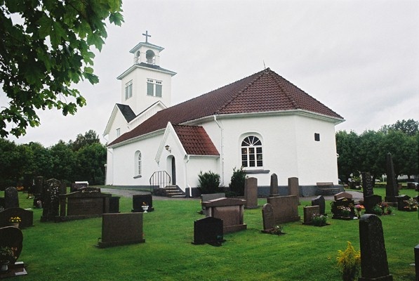 Älekulla kyrka sedd från SÖ.