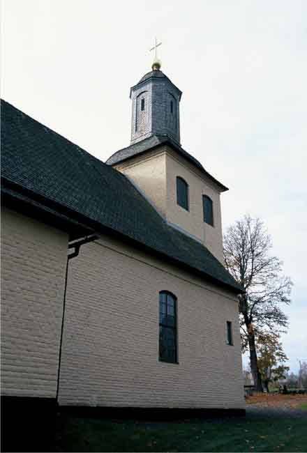 Gåsborns kyrka, tornet från nö.