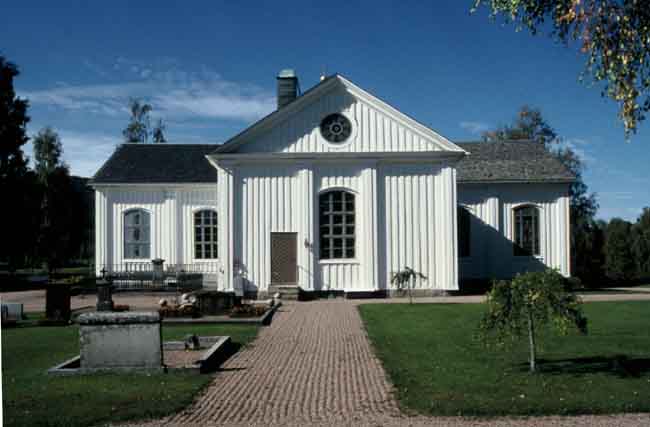 Vitsands kyrka från öster.