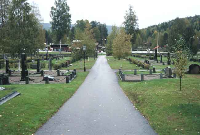 Norra Finnskoga kyrka och kyrkogård. 