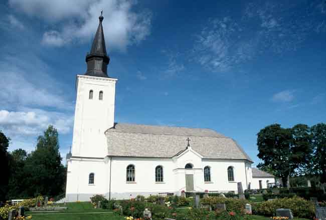 Glava kyrka från söder.