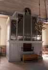 Orgel i södra korsarmen.