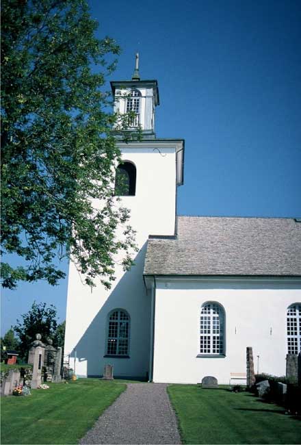 Västra Ämterviks kyrka, tornet från söder.