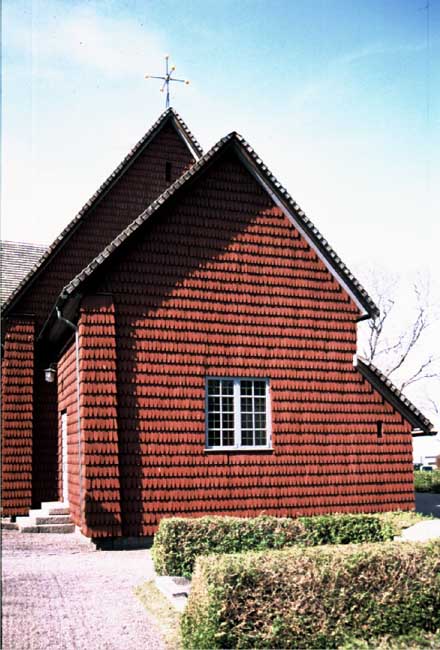 Hammarö kyrka, sakristian -det medeltida koret- från ö.