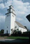 Karlanda kyrka från sydväst.