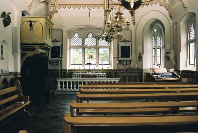 Österviks kapell, interiört, kyrkorummet med kor i söder.