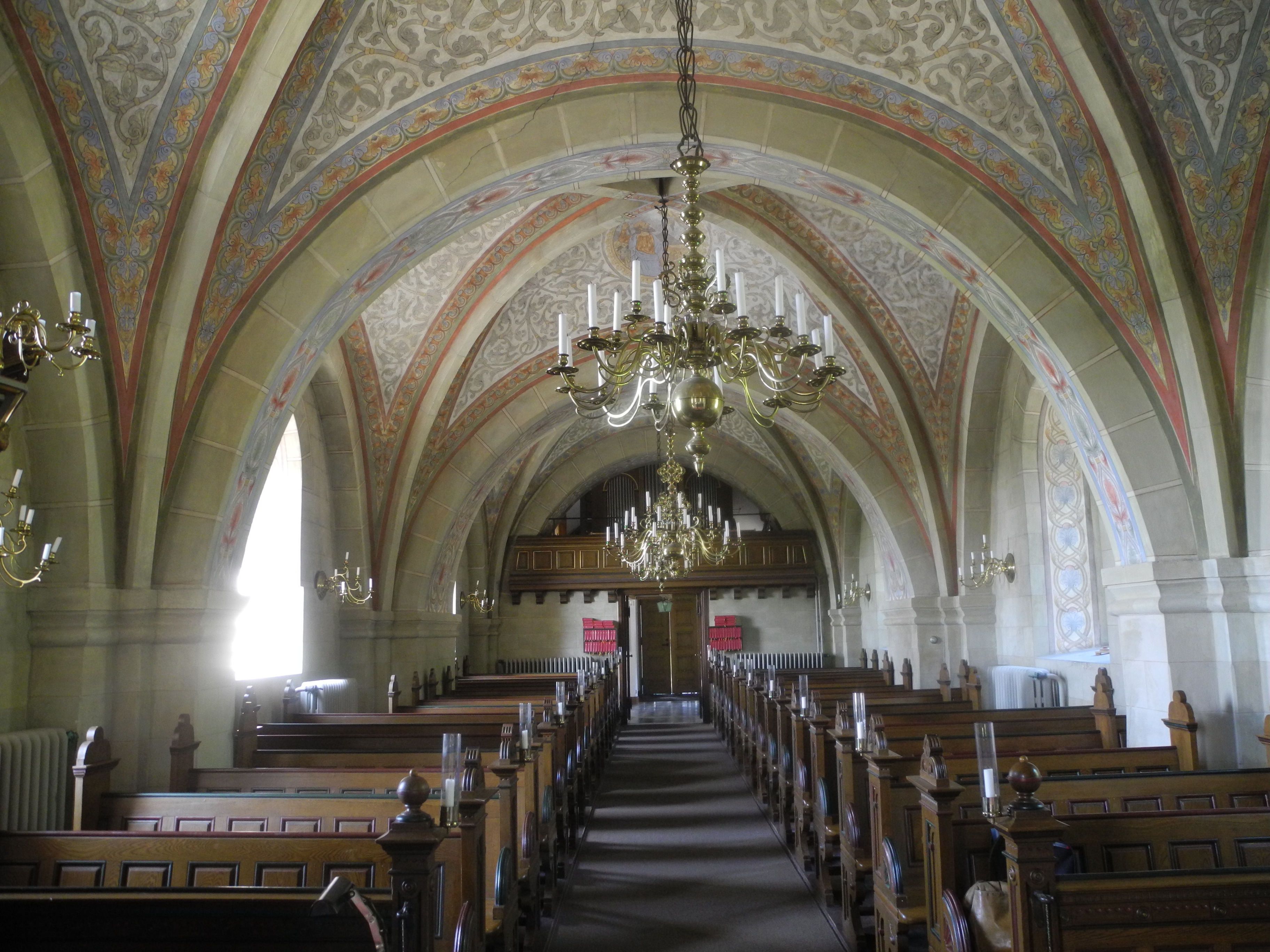 Görslövs kyrka, långhuset mot väster.