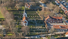 Kyrkheddinge kyrka och kyrkogård, vy från öster.