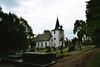 Bärebergs kyrka och kyrkogård från nordväst. Neg.nr. 04/163:06. JPG. 