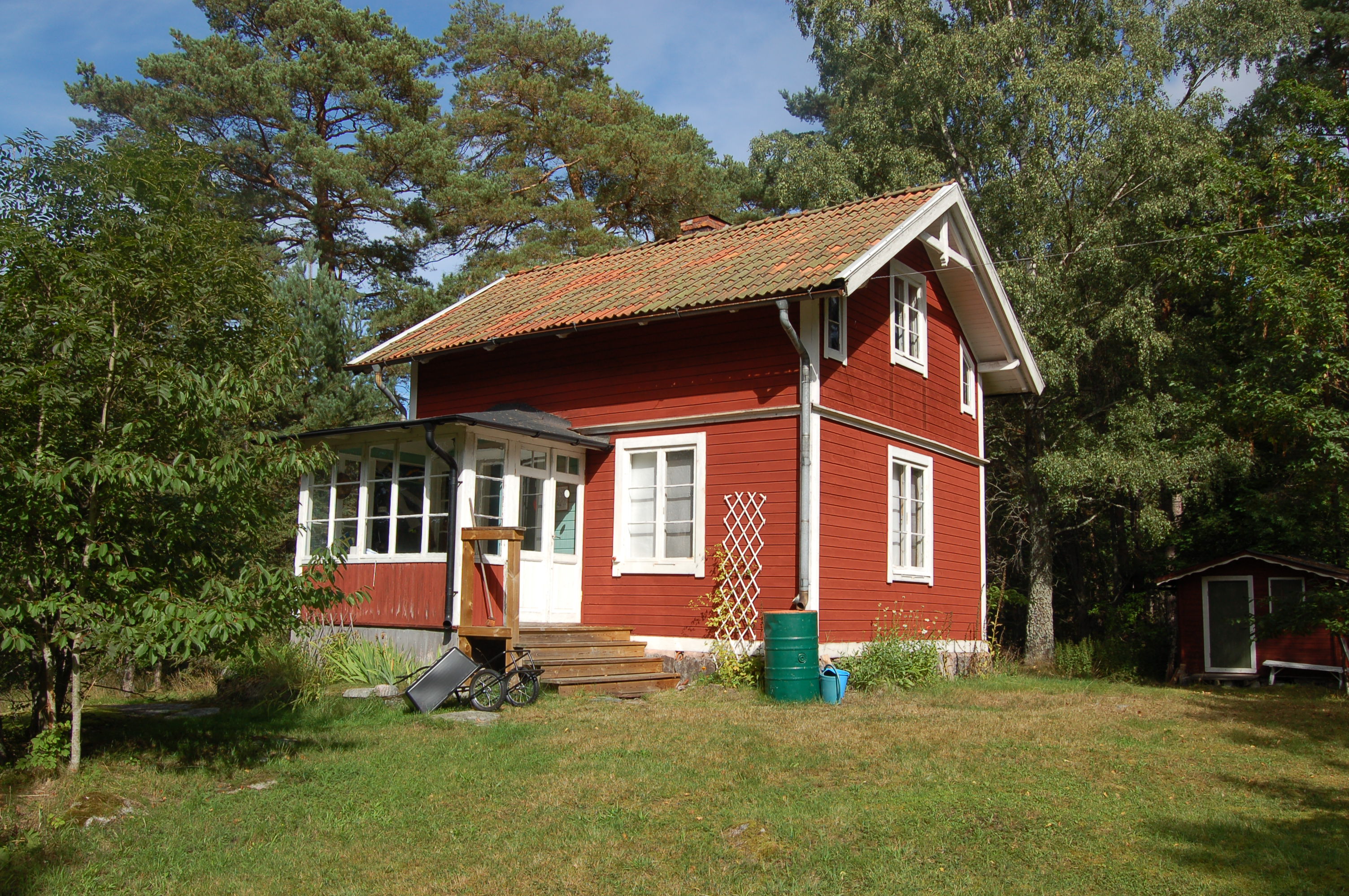 Bostadshus från tiden kring sekelskiftet 1900.