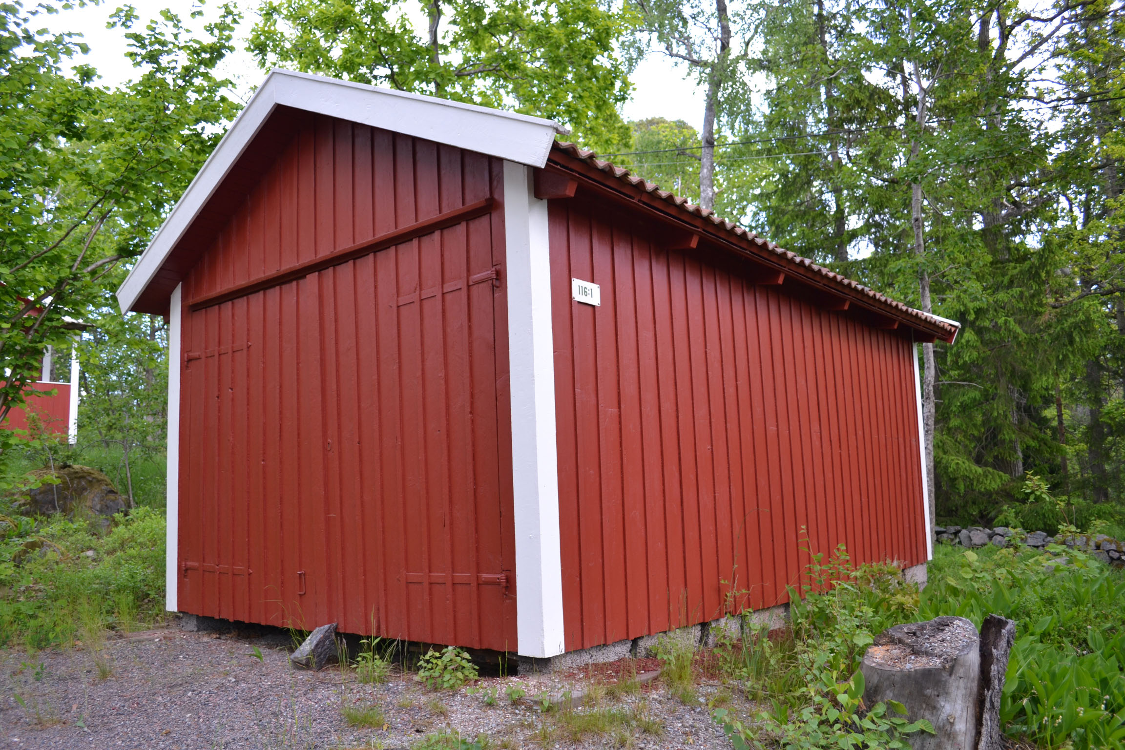 Garaget sett från sydväst.