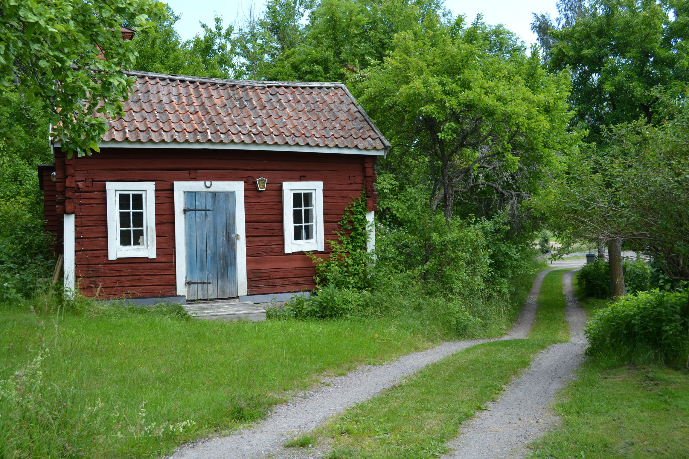 Den f d bagarstugan sedd från nordväst.