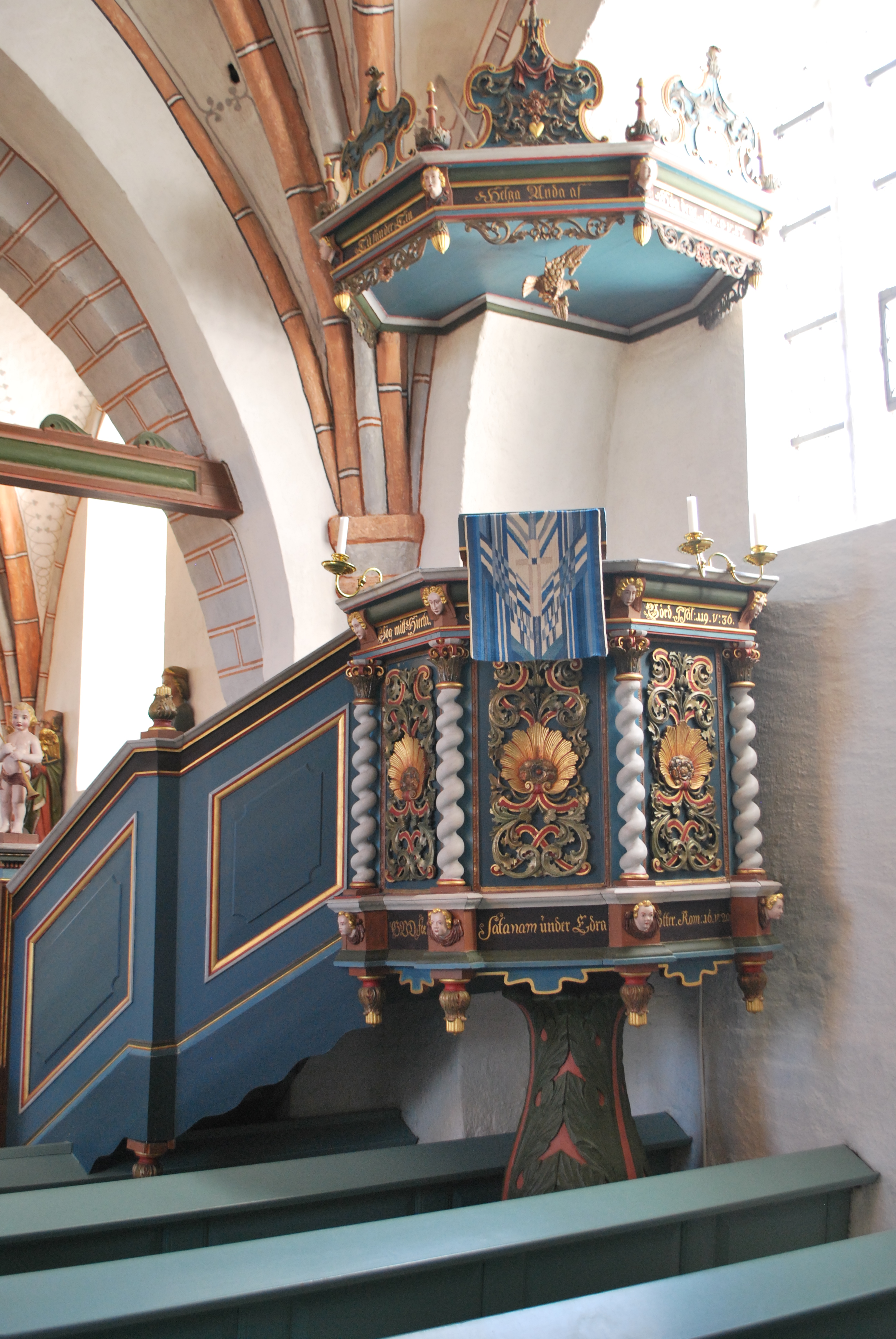 Predikstolen i Fru Alstads kyrka