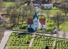 Huaröds kyrka sedd från väster