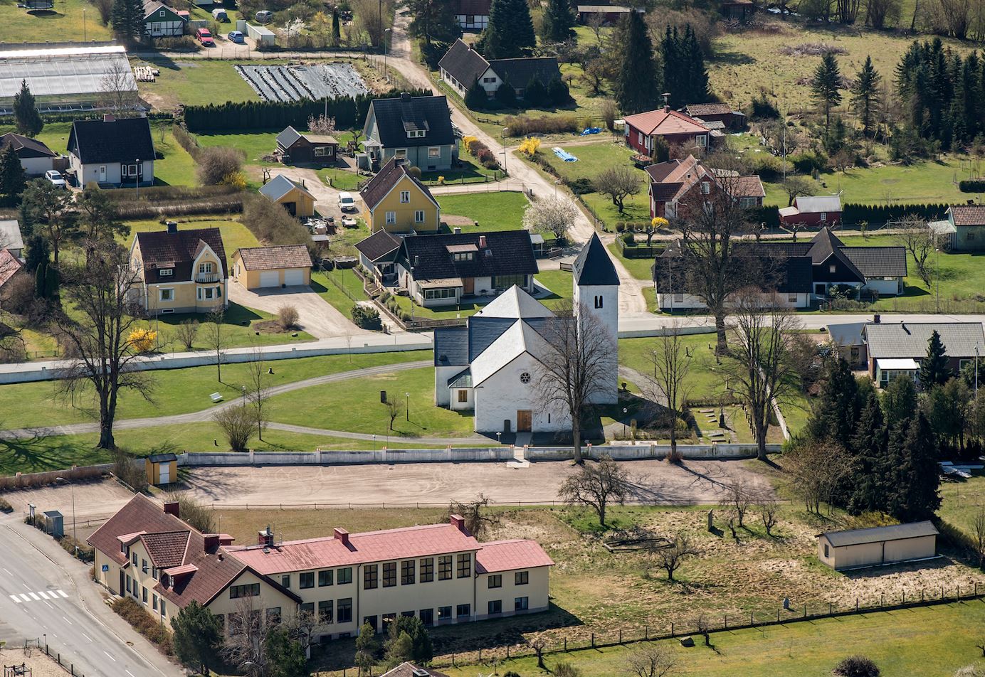 Östra Sönnarslövs kyrka sedd från norr