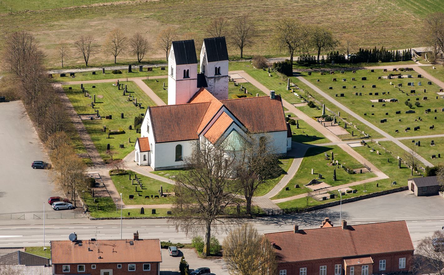 Färlövs kyrka sedd från öster