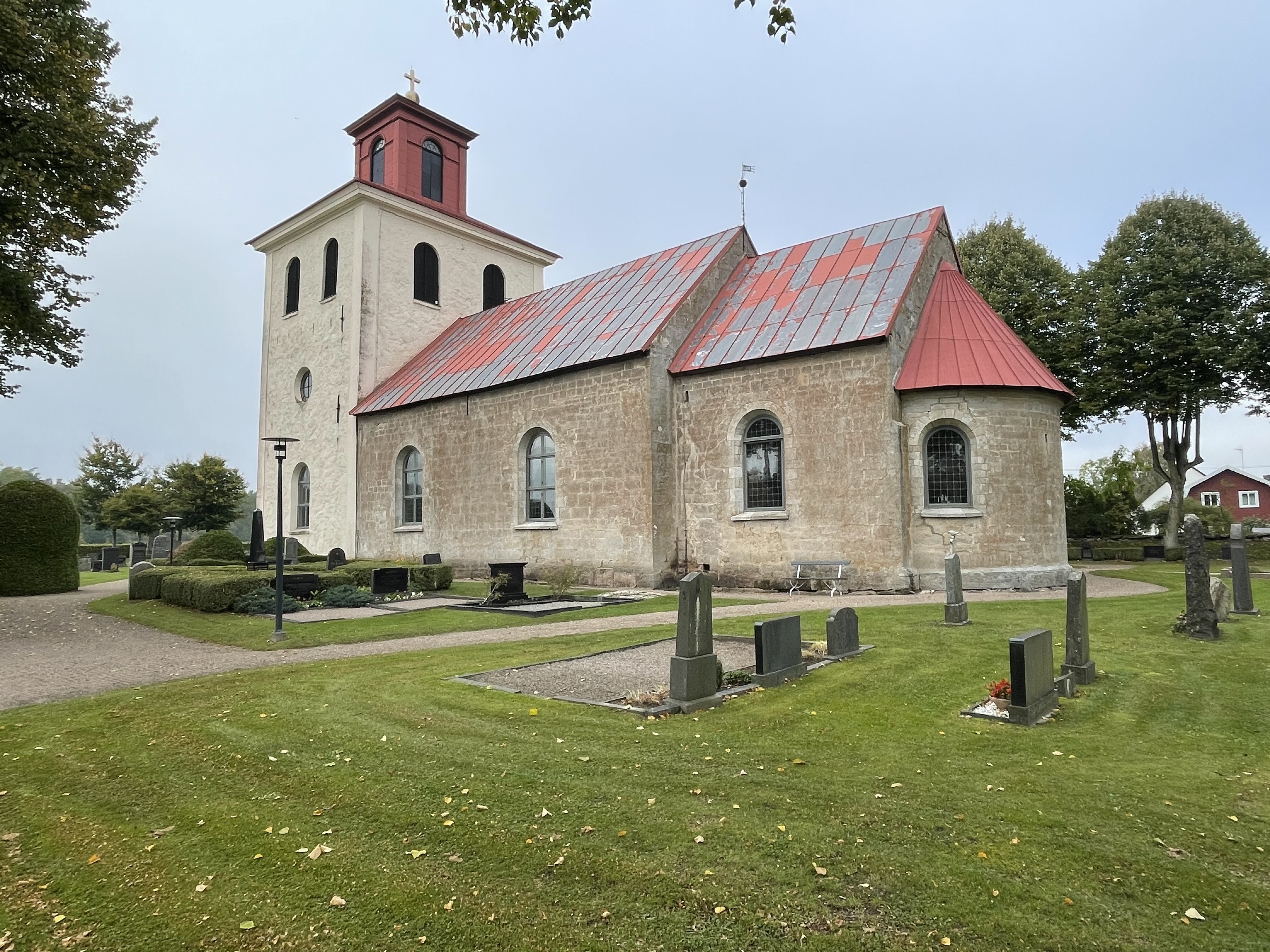 Norra Strö kyrka från sydost