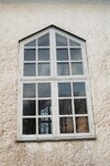 Vinkelbrutet fönster på Möne kyrka. Neg.nr. B963_001:18. JPG. 