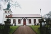 Mårdaklevs kyrka sedd från ingången i söder mot sydportalen, från S.