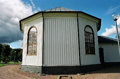 Koret på Mjöbäcks kyrka, från Ö.