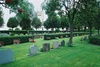 Den sydöstra utvidgade delen av Öxabäcks kyrkogård, från SÖ.