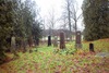 Den sydöstra delen av kyrkogården vid Hyssna gamla kyrka.