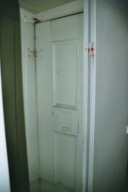 Ursprunglig dörr till torntrappa i Landa kyrka. Neg.nr. B961_039:22. JPG.