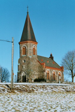 Exteriör av Ornunga nya kyrka, uppförd 1905 i nyromansk stil. Neg.nr. B961_053:11. JPG. 