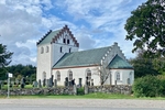 Nävlinge kyrka sedd från sydost